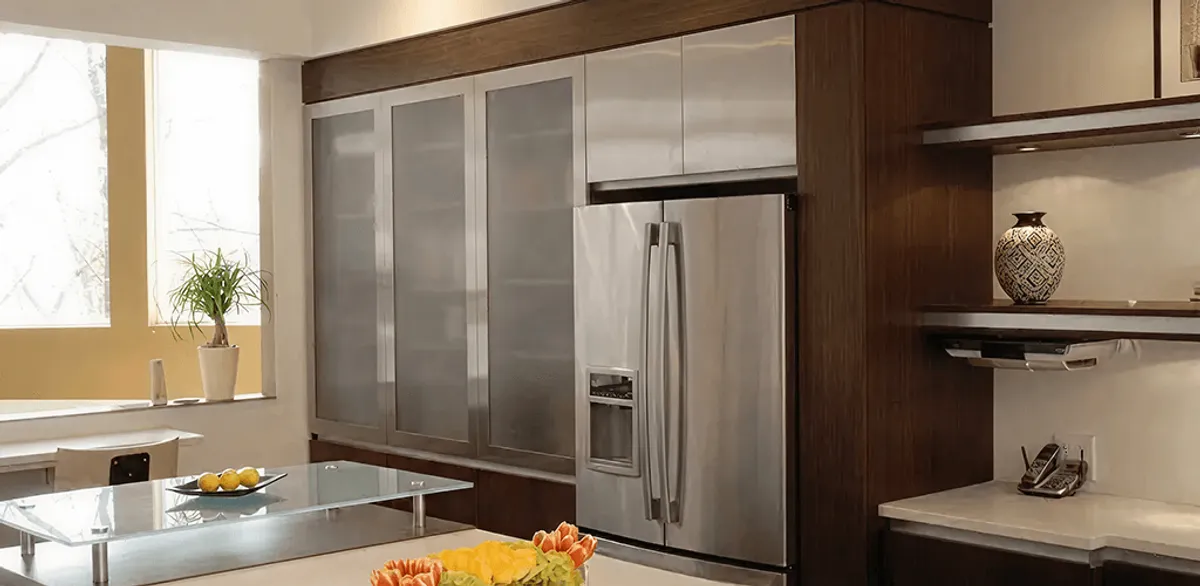 Cabinet door replacement and modern kitchen cabinet upgrade in Louisville, KY